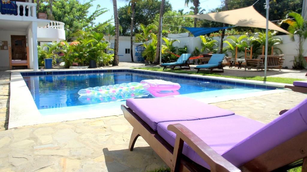 Hummingbird Cabarete Aparthotel Ngoại thất bức ảnh