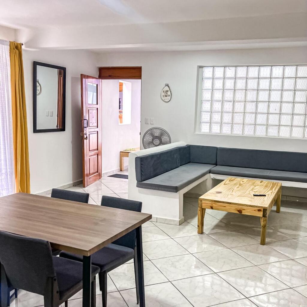 Hummingbird Cabarete Aparthotel Ngoại thất bức ảnh